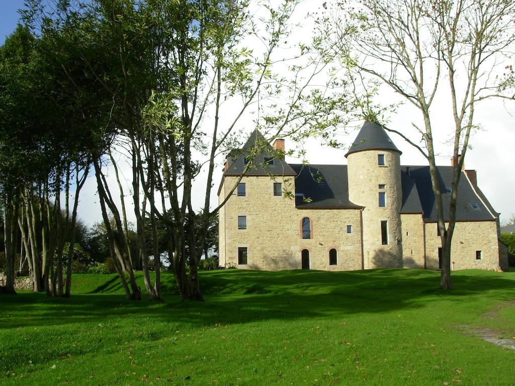 Manoir De Kergrec'H Hotel Plougrescant Exterior foto